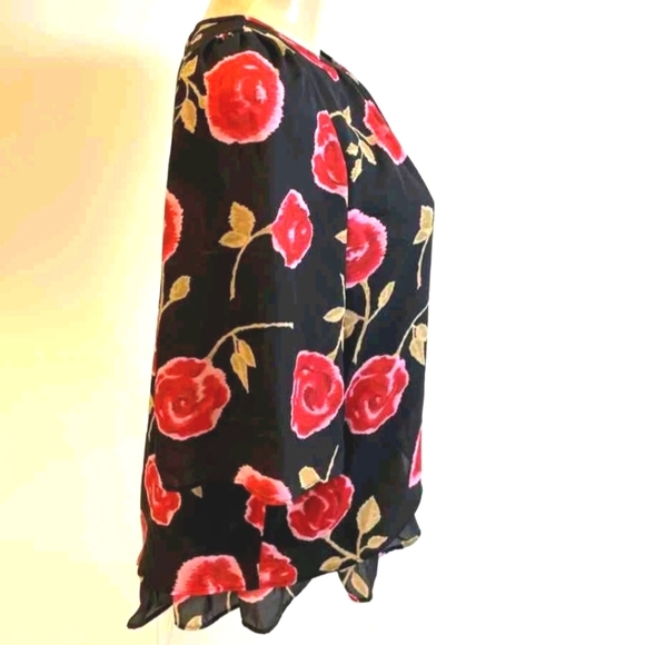Kate Spade Hazy Rose Black Top with Red Floral Design Xs - Picture 7 of 10